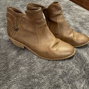 Faded Glory Tan Ankle Booties